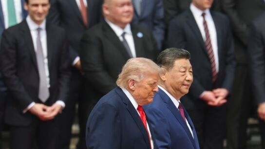 Los presidentes de Estados Unidos y de China, Donald Trump y Xi Jinping, durante su encuentro en Pek&iacute;n. EFE/EPA/Maxim Shemetov / POOL