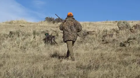 Un cazador durante una cacería .