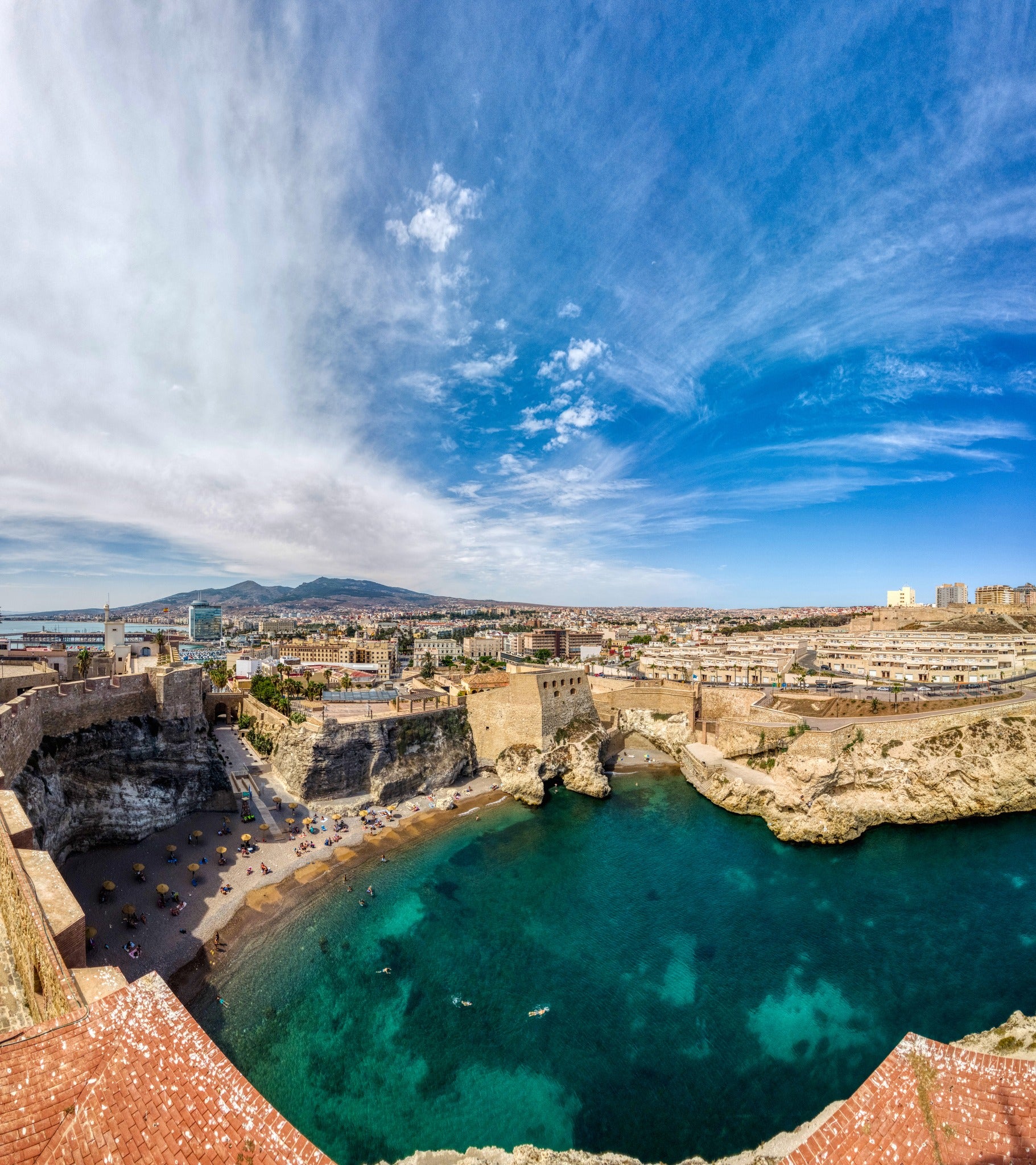 Crece el descontento ciudadano por el servicio marítimo Melilla-Almería-Melilla Crece el descontento ciudadano por el servicio marítimo Melilla-Almería-Melilla