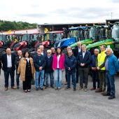 A Deputación de Ourense e Xunta entregan 12 novas maquinas a concellos