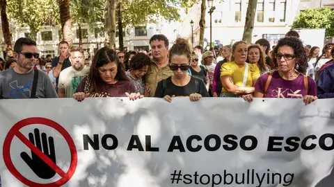 La familia de Sandra Peña recurrirá el archivo de la querella contra el colegio al considerarlo "un paso atrás" La familia de Sandra Peña recurrirá el archivo de la querella contra el colegio al considerarlo "un paso atrás"