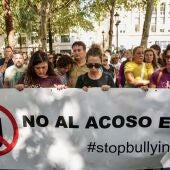 La familia de Sandra Peña recurrirá el archivo de la querella contra el colegio al considerarlo "un paso atrás"