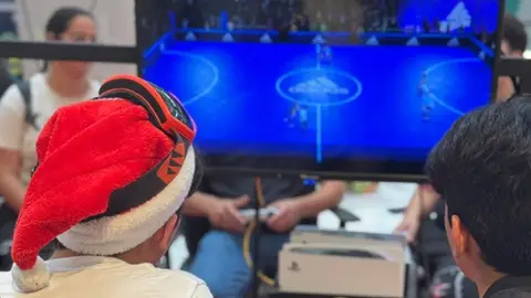 Play Zone regresa a Salera con torneos, realidad virtual y una final de eSports en pantalla gigante Play Zone regresa a Salera con torneos, realidad virtual y una final de eSports en pantalla gigante