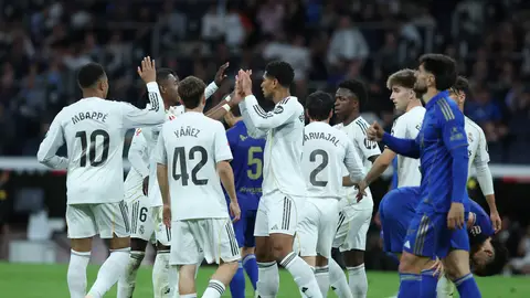 El Real Madrid gana y el Bernabéu sentencia El Real Madrid gana y el Bernabéu sentencia
