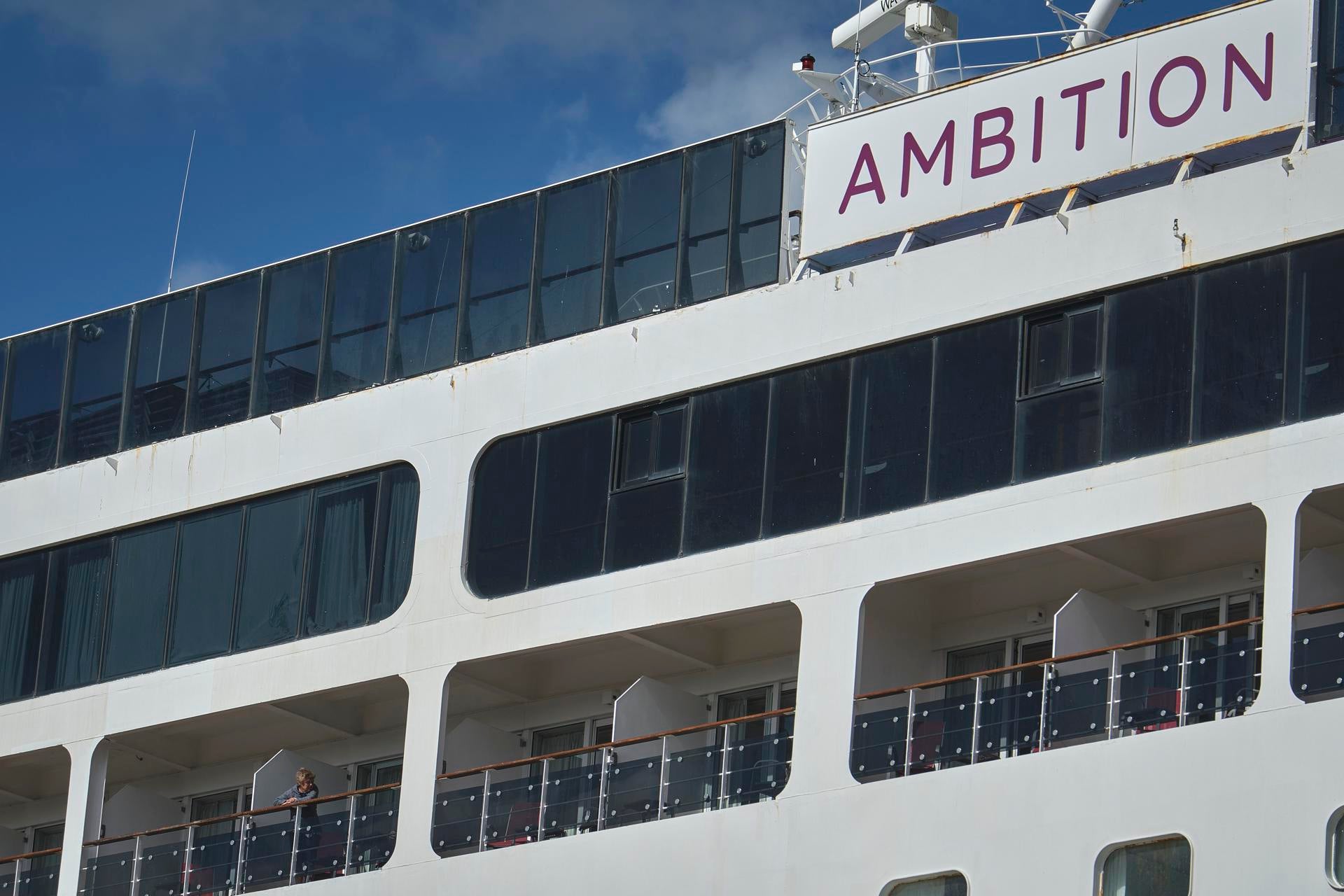 Atraca en Getxo (Bizkaia) el crucero Ambition, afectado por un brote de gastroenteritis Atraca en Getxo (Bizkaia) el crucero Ambition, afectado por un brote de gastroenteritis