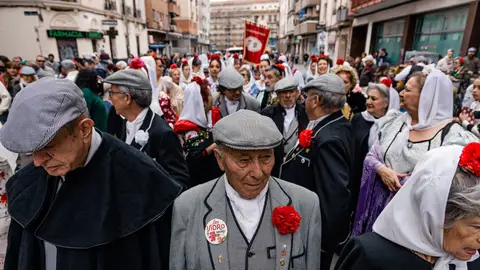Decenas de personas en la Pradera de San Isidro en 2026 Decenas de personas en la Pradera de San Isidro