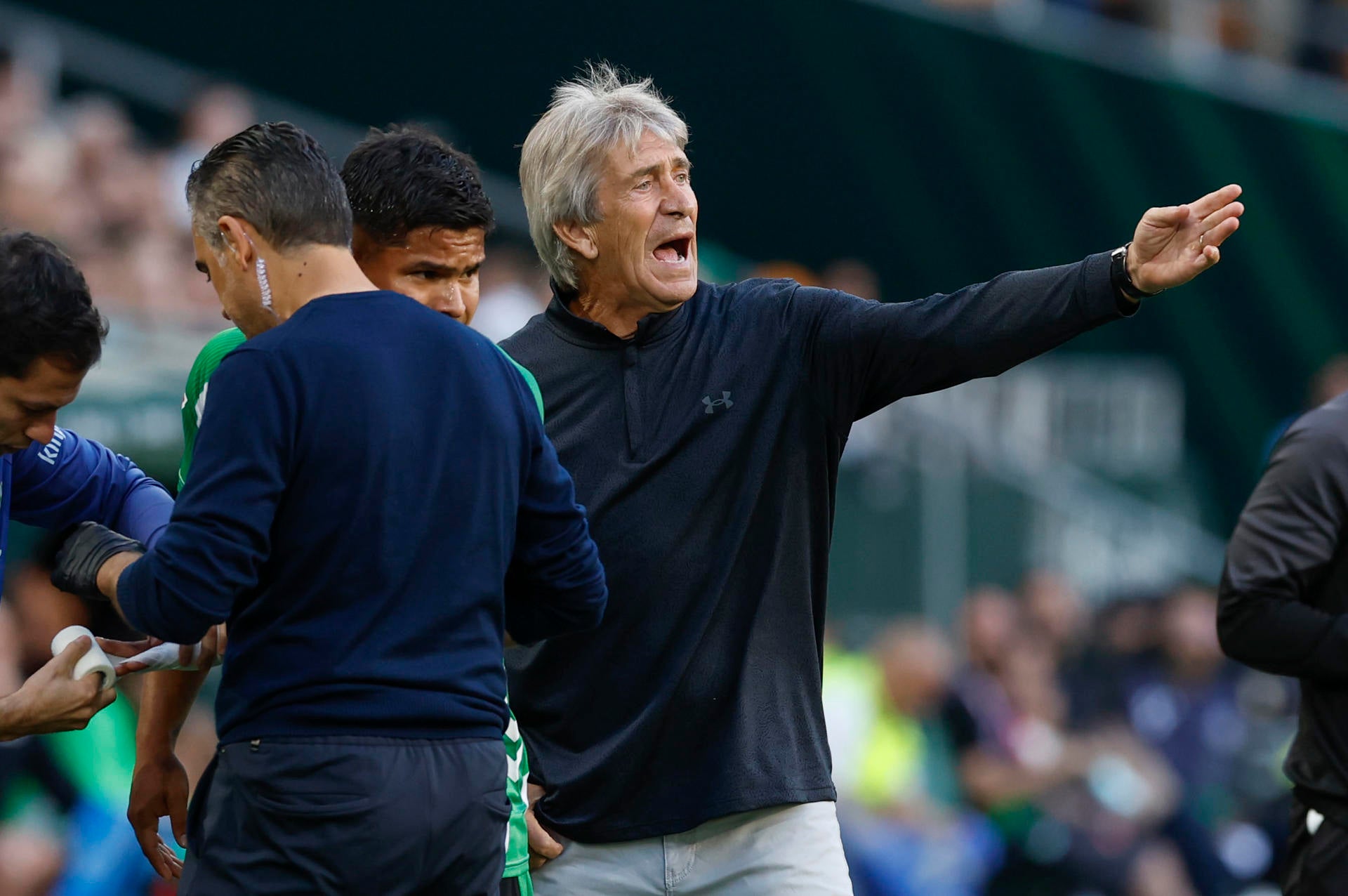 Pellegrini: "Lograr la Champions dos jornadas antes es para levantar una estatua" Pellegrini: "Lograr la Champions dos jornadas antes es para levantar una estatua"