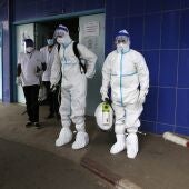 Imagen de los controles sanitarios en Costa de Marfil, uno de los países africanos afecados por el ébola. (Costa de Marfil, República Guinea) 