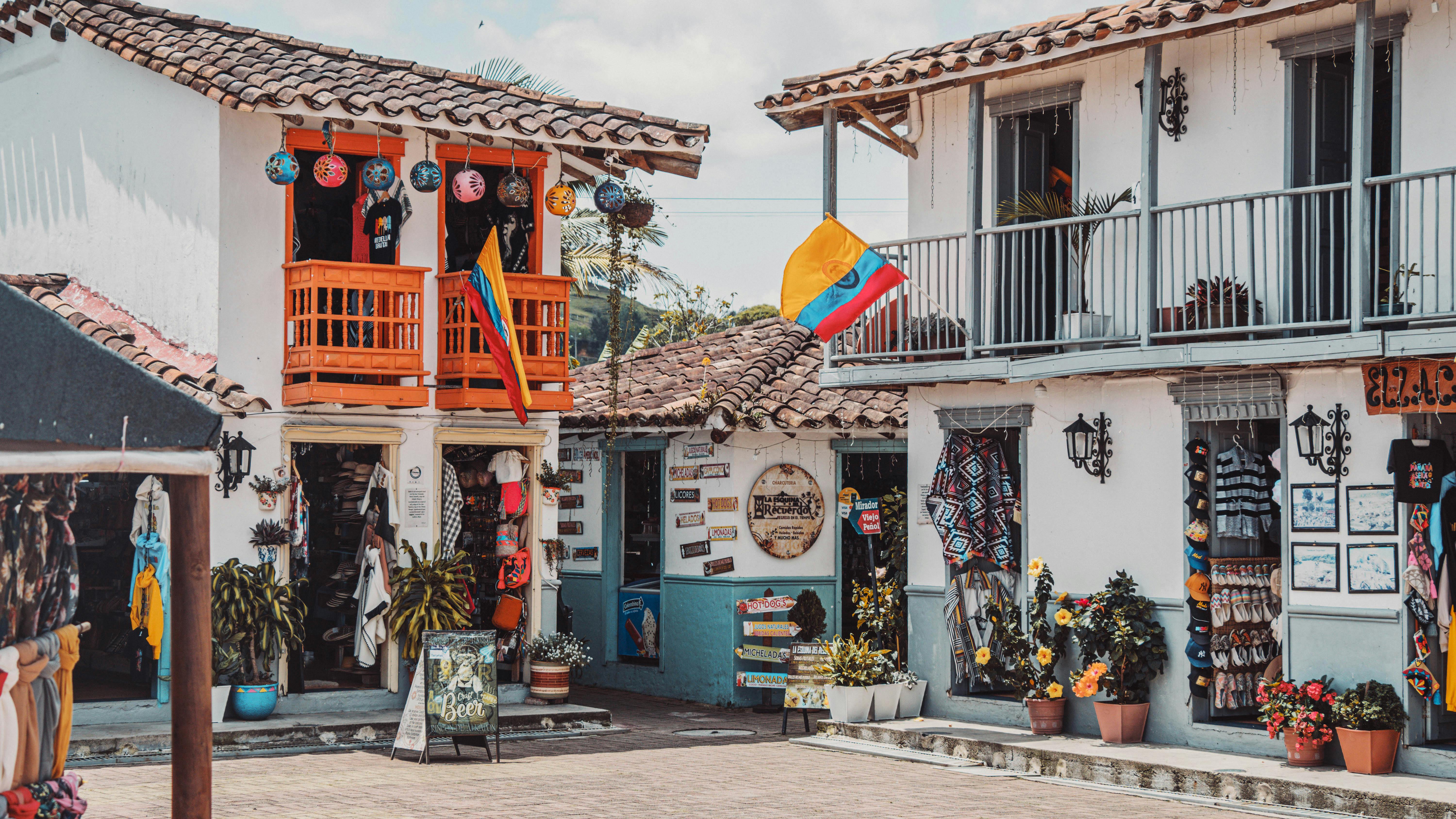 Colombia: qué ver en “El País de la Belleza”, entre Cartagena, cafetales y biodiversidad episode artwork