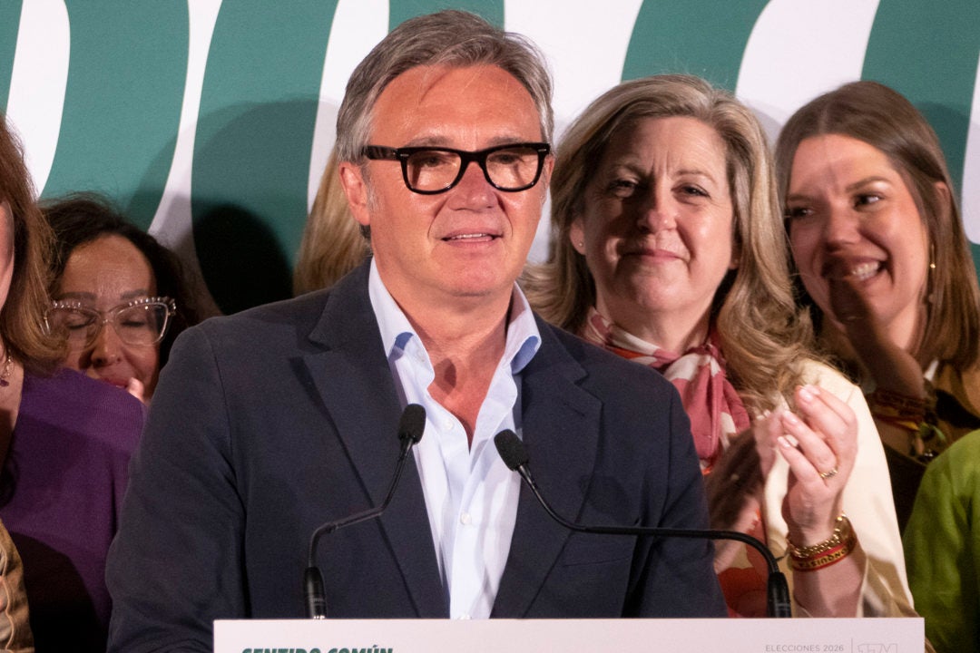 VOTA ¿Cree que Vox exigirá sillones en el gobierno andaluz, a cambio de su apoyo a Juanma Moreno? VOTA ¿Cree que Vox exigirá sillones en el gobierno andaluz, a cambio de su apoyo a Juanma Moreno?