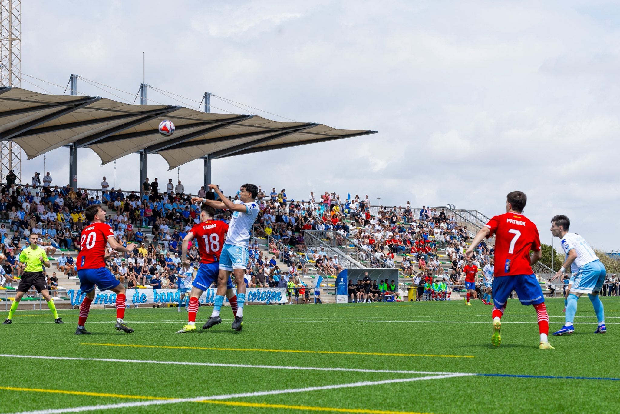 El SC Torrevieja empató a cero ante el Ribarroja en la ida de la semifinal de playoff de ascenso a Tercera RFEF El SC Torrevieja empató a cero ante el Ribarroja en la ida de la semifinal de playoff de ascenso a Tercera RFEF