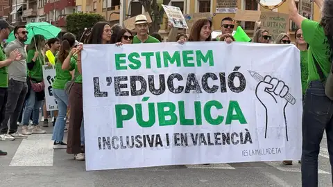 Los docentes de La Marina Baixa intensifican las protestas con nuevas concentraciones Los docentes de La Marina Baixa intensifican las protestas con nuevas concentraciones