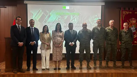 La Universidad de Extremadura incorpora tres grados y dos másteres nuevos adaptados a las necesidades del tejido productivo regional La Universidad de Extremadura incorpora tres grados y dos másteres nuevos adaptados a las necesidades del tejido productivo regional