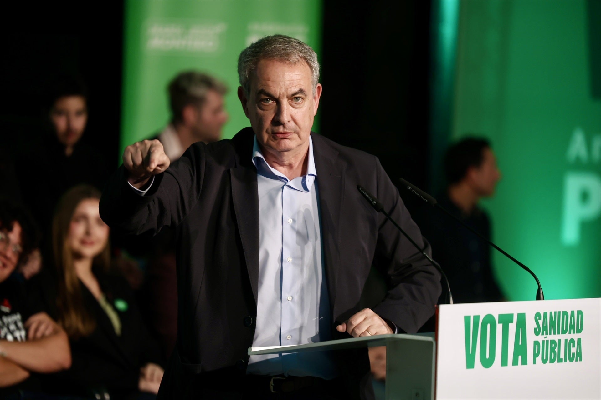 El expresidente Zapatero, imputado por un presunto delito de tráfico de influencias en el caso Plus Ultra El expresidente Zapatero, imputado por un presunto delito de tráfico de influencias en el caso Plus Ultra