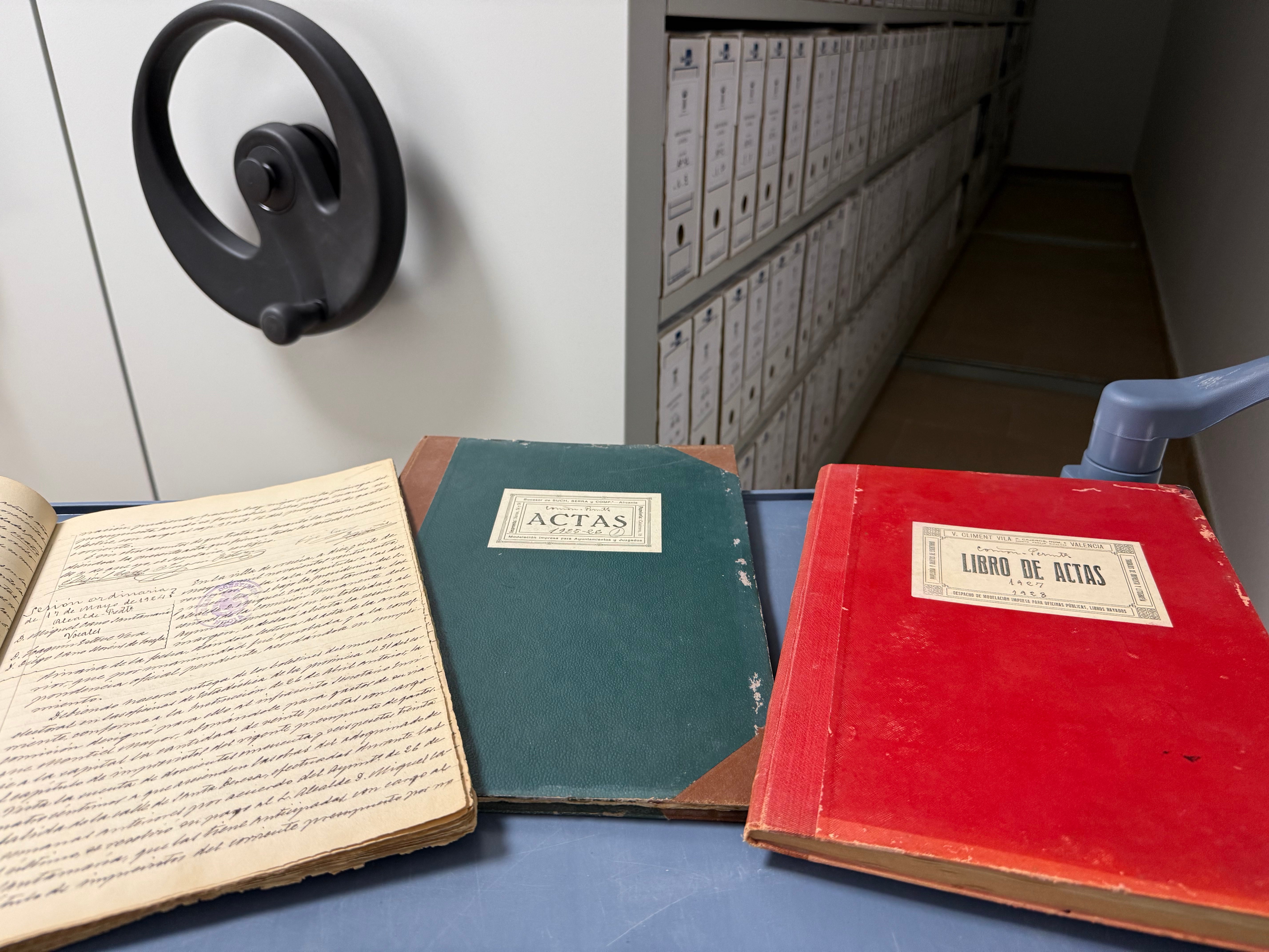 La Nucía continúa la digitalización de su Archivo Municipal La Nucía continúa la digitalización de su Archivo Municipal