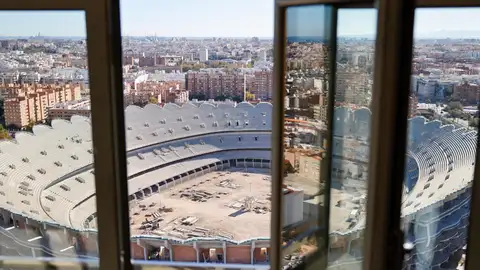 El Valencia espera 50.000 abonados en el Nou Mestalla y 'afinará' el horario de conciertos El Valencia espera 50.000 abonados en el Nou Mestalla y 'afinará' el horario de conciertos