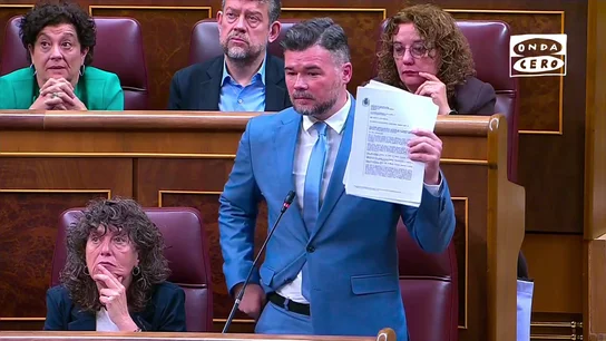 Rufián expresa su preocupación a Pedro Sánchez tras la imputación de Zapatero: "Si esto es verdad, es una mierda" Rufián expresa su preocupación a Pedro Sánchez tras la imputación de Zapatero: "Si esto es verdad, es una mierda"