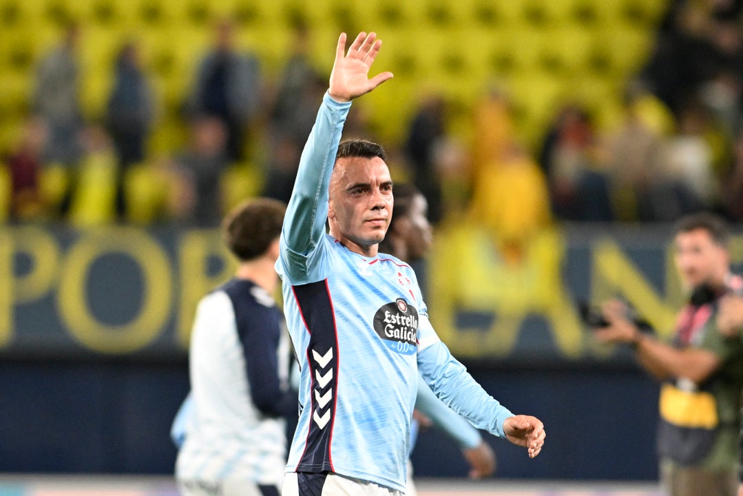 Aspas renueva una temporada con el Celta Aspas renueva una temporada con el Celta
