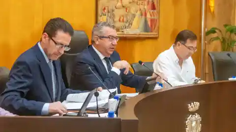 Benidorm pedirá al gobierno de España la cesión de viviendas y solares de la Sareb para el incremento del parque municipal de la vivienda Benidorm pedirá al gobierno de España la cesión de viviendas y solares de la Sareb para el incremento del parque municipal de la vivienda