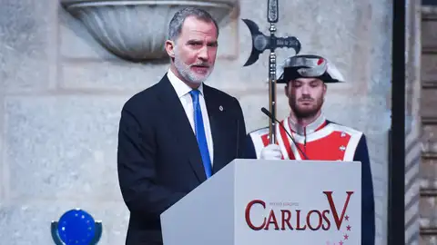 El Rey Felipe V entrega este lunes en Yuste el XIX Premio Europeo Carlos V al Comité Europeo de las Regiones El Rey Felipe V entrega este lunes en Yuste el XIX Premio Europeo Carlos V al Comité Europeo de las Regiones