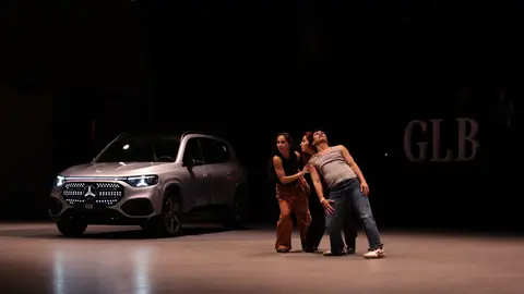 Valdisa presenta en Roig Arena los nuevos Mercedes-Benz GLB y GLC eléctrico. Valdisa presenta en Roig Arena los nuevos Mercedes-Benz GLB y GLC eléctrico.