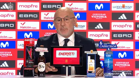 Luis de la Fuente durante la convocatoria de los 26 jugadores que irán al Mundial 2026. Luis de la Fuente durante la convocatoria de los 26 jugadores que irán al Mundial 2026.