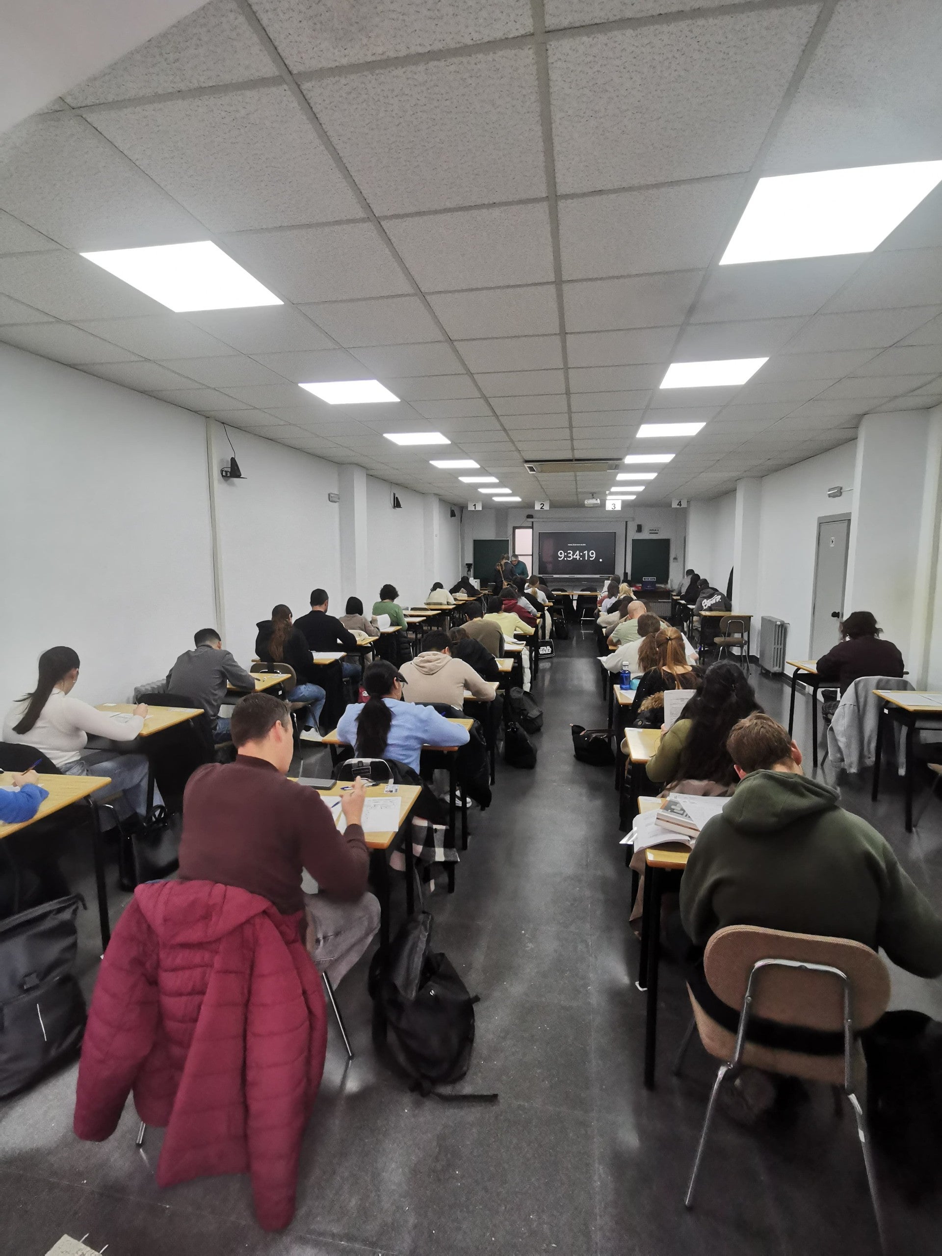 La UNED de Castellón afronta una convocatoria récord de exámenes PCE y supera las 1.300 matrículas La UNED de Castellón afronta una convocatoria récord de exámenes PCE y supera las 1.300 matrículas