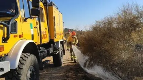 El Infoex desactiva el nivel 1 de los incendios forestales de Medellín y Campanario El Infoex desactiva el nivel 1 de los incendios forestales de Medellín y Campanario