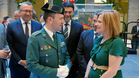El nuevo coronel-jefe, Francisco Poyato, y la Delegada del Gobierno, Pilar Bernabé El nuevo coronel-jefe, Francisco Poyato, y la Delegada del Gobierno, Pilar Bernabé