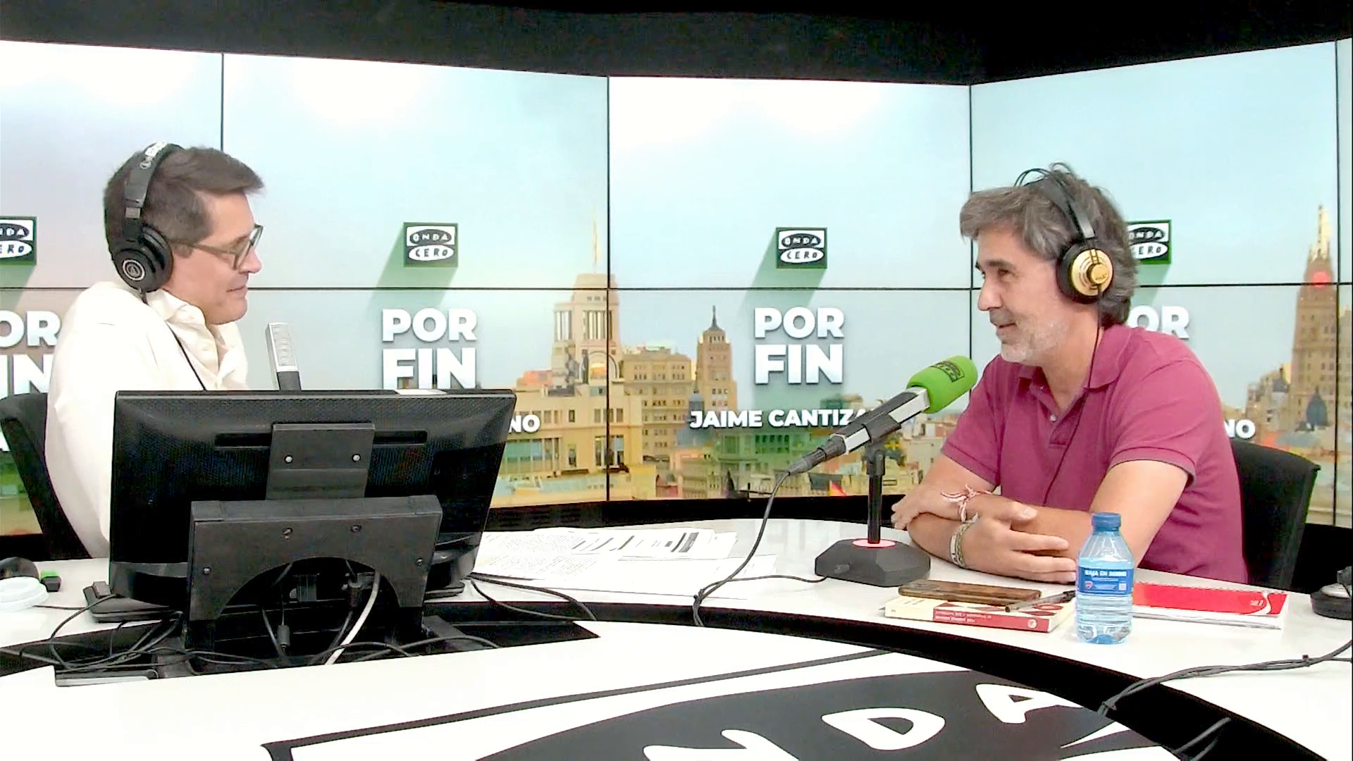 Pedro Simón reivindica 'Lo inesperado' como refugio frente al dolor y las heridas de la vida Pedro Simón reivindica 'Lo inesperado' como refugio frente al dolor y las heridas de la vida