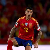 Pedro Porro disputando un partido con la Selección Española Pedro Porro disputando un partido con la Selección Española