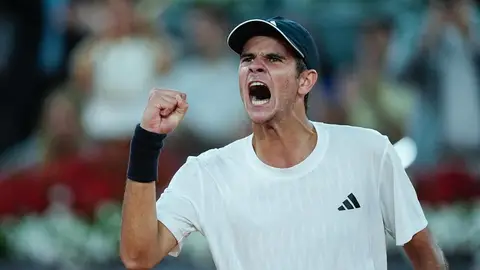 El impresionante récord de Rafa Jódar tras colarse en tercera ronda de Roland Garros: supera a mitos del tenis El impresionante récord de Rafa Jódar tras colarse en tercera ronda de Roland Garros: supera a mitos del tenis