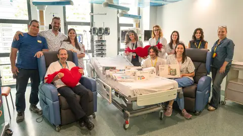 Acciones de Corazón instala 12 butacas ergonómicas en la UCI Pediátrica de Son Espases para mejorar el bienestar de pacientes y familias Acciones de Corazón instala 12 butacas ergonómicas en la UCI Pediátrica de Son Espases para mejorar el bienestar de pacientes y familias