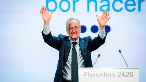Florentino Pérez presenta su candidatura a la presidencia del Real Madrid con dardo a Enrique Riquelme: "Son los mismos de la etapa más siniestra" Florentino Pérez presenta su candidatura a la presidencia del Real Madrid con dardo a Enrique Riquelme: "Son los mismos de la etapa más siniestra"