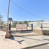 Acceso al IES Gran Alacant de Santa Pola.