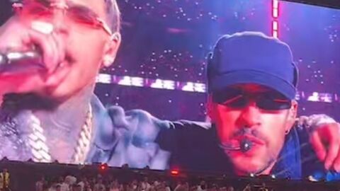 Bad Bunny y el rapero Luar la L, en el segundo concierto de DeB&Iacute; TiRAR M&aacute;S FOToS World Tour en Madrid