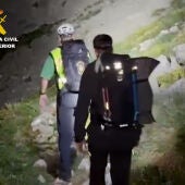 La Guardia Civil rescata a un senderista accidentado en los Picos de Europa