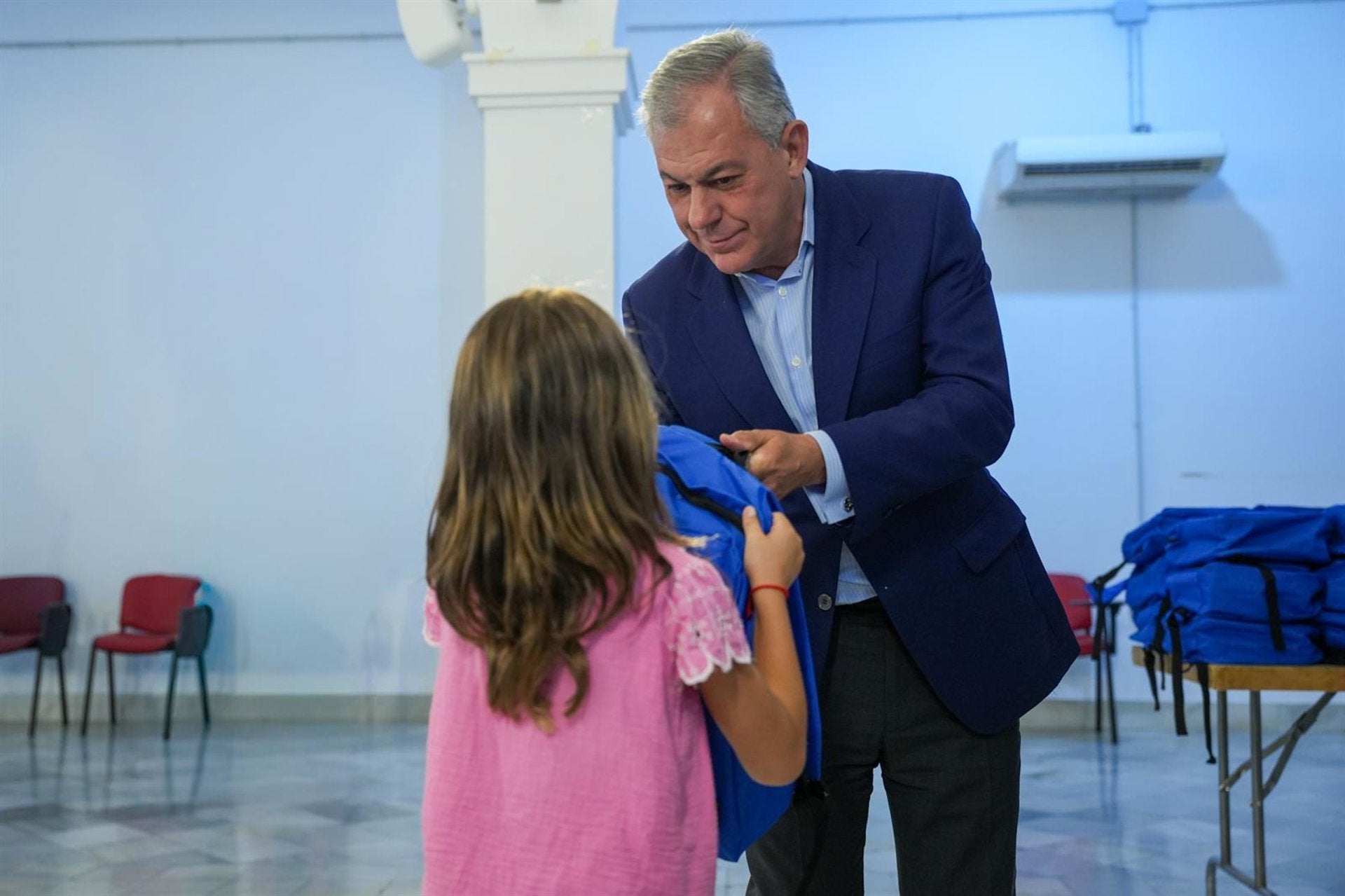 Abierto el plazo para solicitar las mochilas y el material escolar gratuito del programa municipal 'Equípate' Abierto el plazo para solicitar las mochilas y el material escolar gratuito del programa municipal 'Equípate'