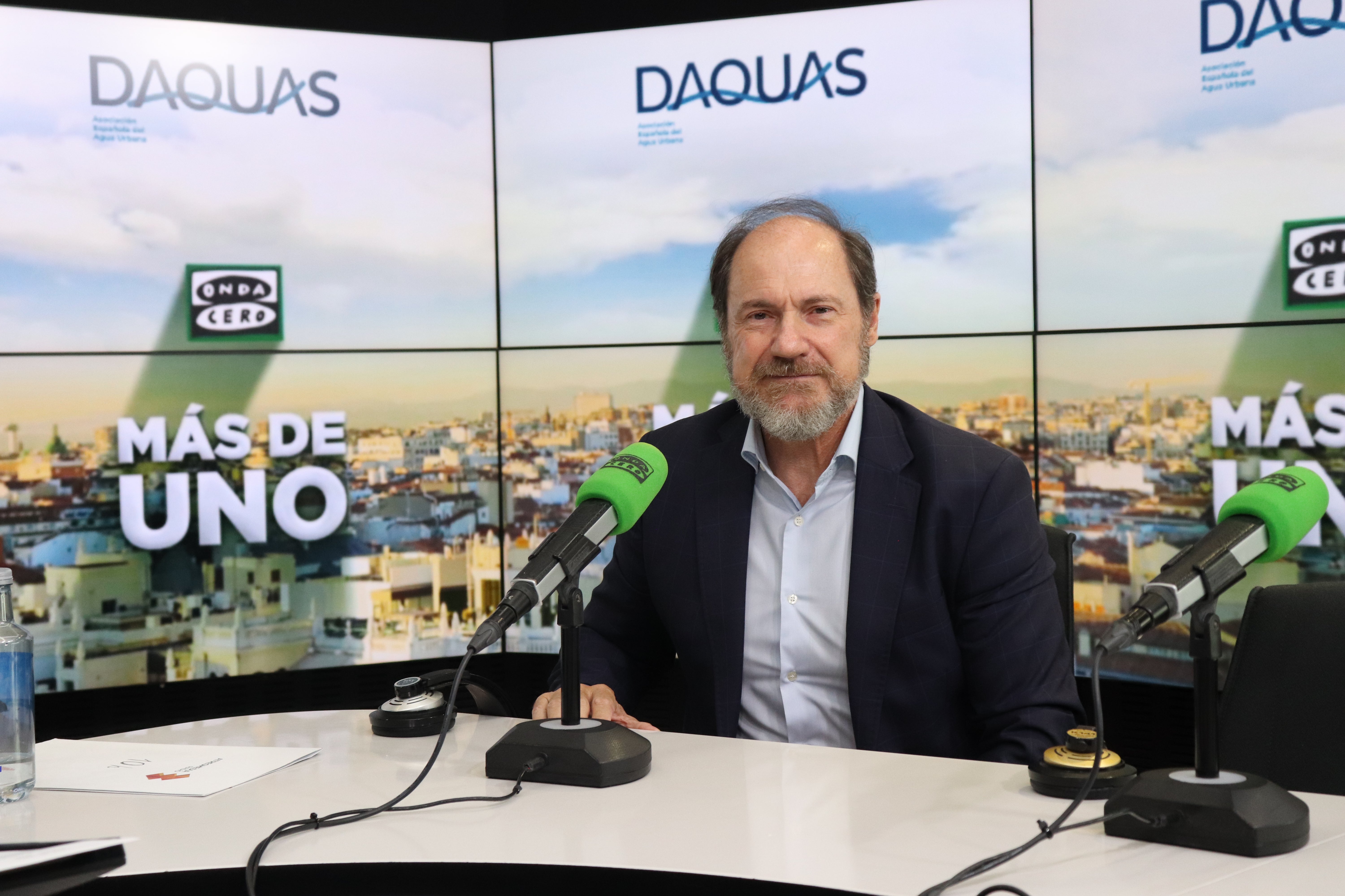El consejero delegado del Canal Isabel II revela el secreto de la calidad del agua de Madrid: "Es necesaria un poco de alquimia" El consejero delegado del Canal Isabel II revela el secreto de la calidad del agua de Madrid: "Es necesaria un poco de alquimia"