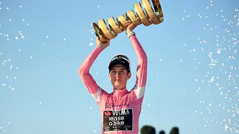 Vingegaard cierra en Roma el círculo de las tres grandes Vingegaard cierra en Roma el círculo de las tres grandes