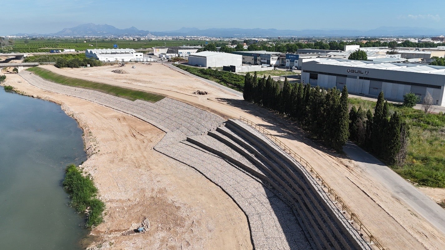 La Confederación Hidrográfica del Júcar aumenta la seguridad frente a avenidas en el río Magro en Carlet, l’Alcudia, Guadassuar y Algemesí La Confederación Hidrográfica del Júcar aumenta la seguridad frente a avenidas en el río Magro en Carlet, l’Alcudia, Guadassuar y Algemesí