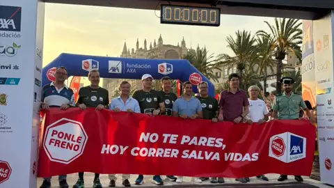 Más de 1.200 corredores llenan Palma en la carrera solidaria Ponle Freno, su récord histórico en la isla Más de 1.200 corredores llenan Palma en la carrera solidaria Ponle Freno, su récord histórico en la isla