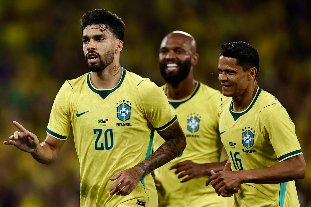 Brasil se da un festín antes de viajar al Mundial Brasil se da un festín antes de viajar al Mundial