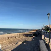 Maquinaria en las playas de Sueca Maquinaria en las playas de Sueca