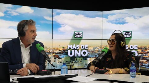 Candela Pe&ntilde;a con Carlos Alsina
