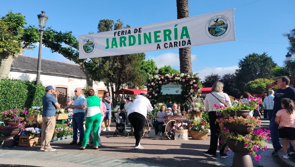El Parque María Cristina acogió el mas de medio centenar de expositores.