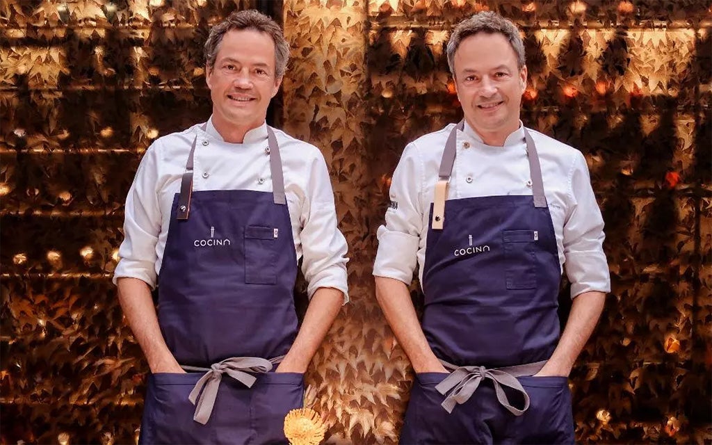 Los Hermanos Torres: "Nuestras técnicas se suman, y detrás tenemos un gran equipo que nos ayudan a transmitir nuestras ideas" Los Hermanos Torres: "Nuestras técnicas se suman, y detrás tenemos un gran equipo que nos ayudan a transmitir nuestras ideas"