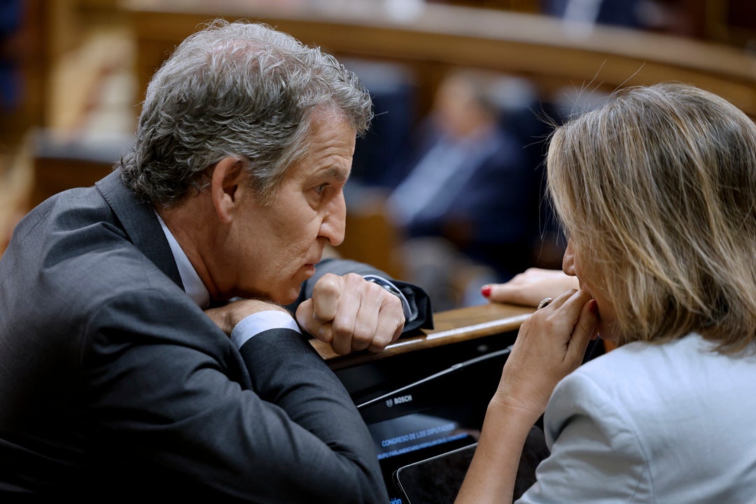 Feijóo se ofrece a Junts y PNV para adelantar elecciones: "Podemos buscar una solución en poco tiempo" Feijóo se ofrece a Junts y PNV para adelantar elecciones: "Podemos buscar una solución en poco tiempo"