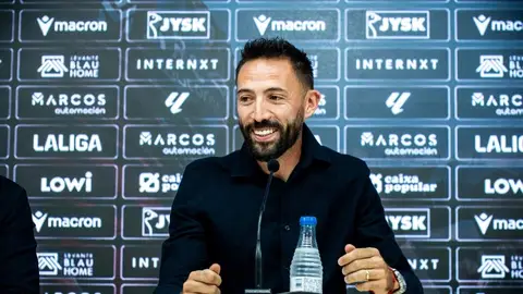 Morales se despide del Levante: "Quiero seguir disfrutando del fútbol" Morales se despide del Levante: "Quiero seguir disfrutando del fútbol"