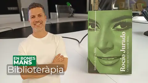 Biblioteràpia: 'Rocío Jurado: la voz que nos hizo sentir libres' Biblioteràpia: 'Rocío Jurado: la voz que nos hizo sentir libres'